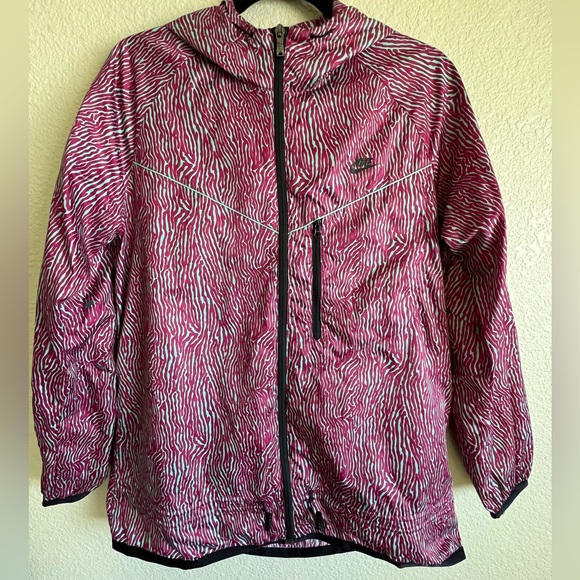 Nike Jackets & Blazers - Nike Women's Windbreaker